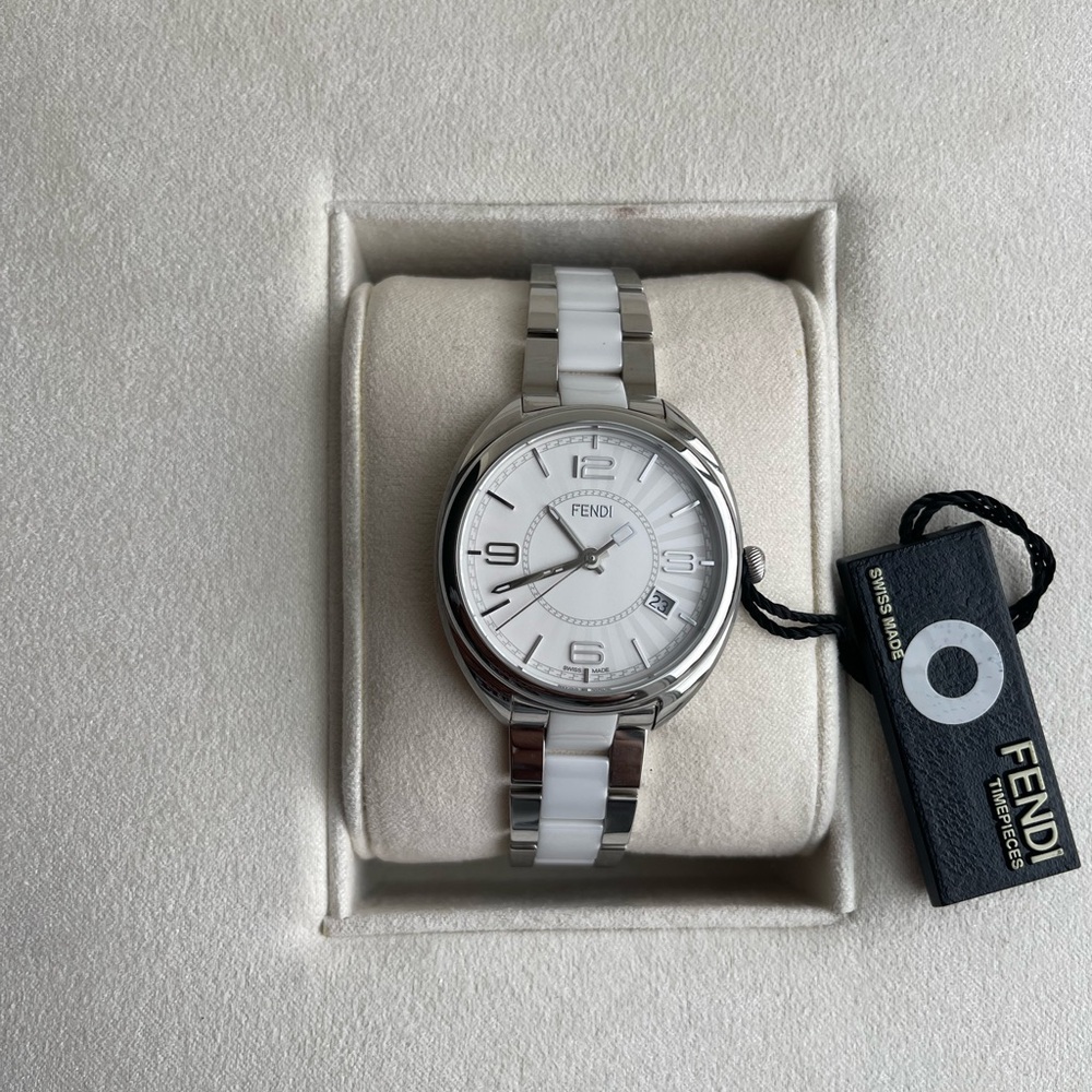Fendi White and Silver Momento Watch